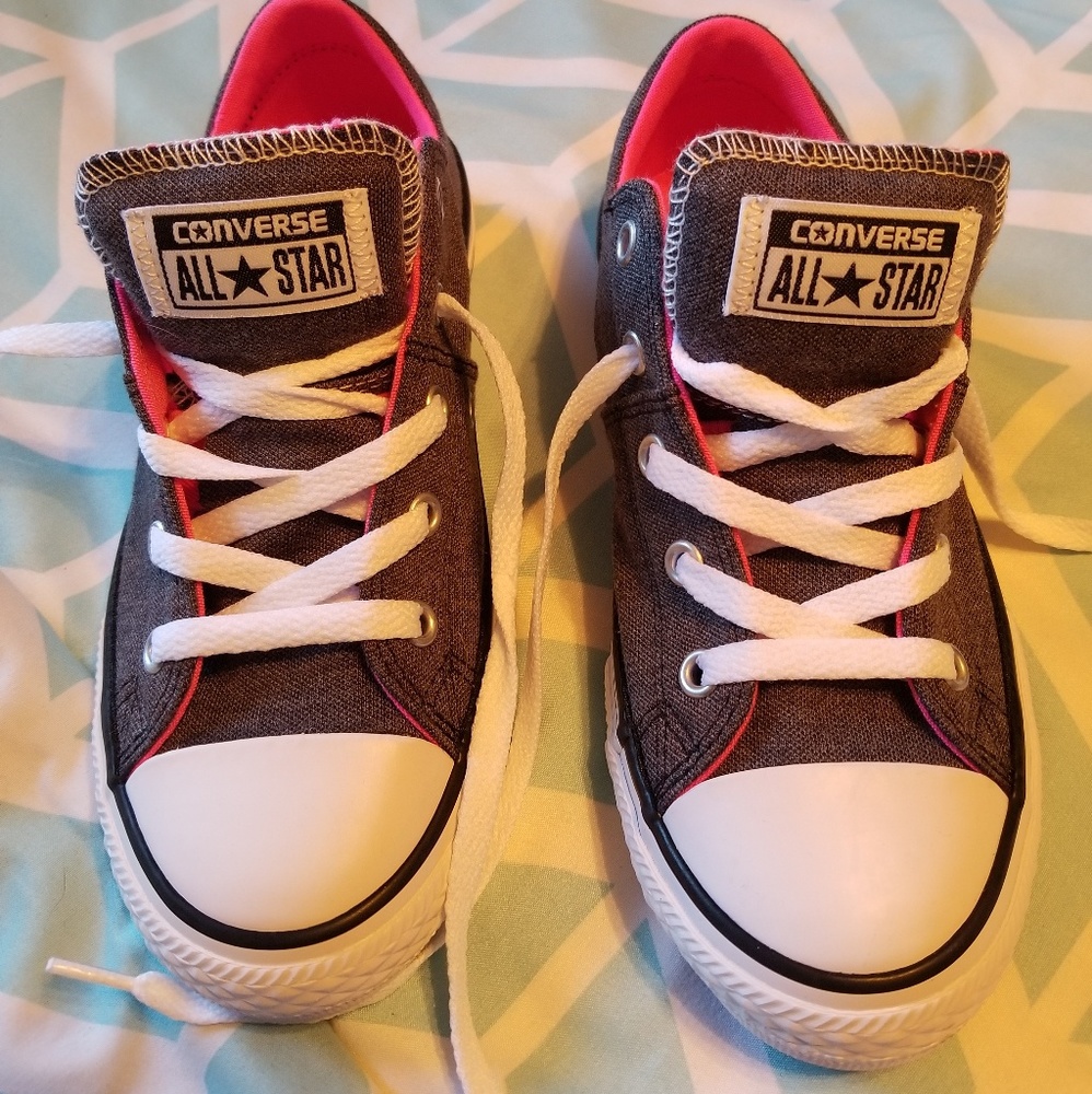 New Converse All Star Black and Pink Youth Size 2